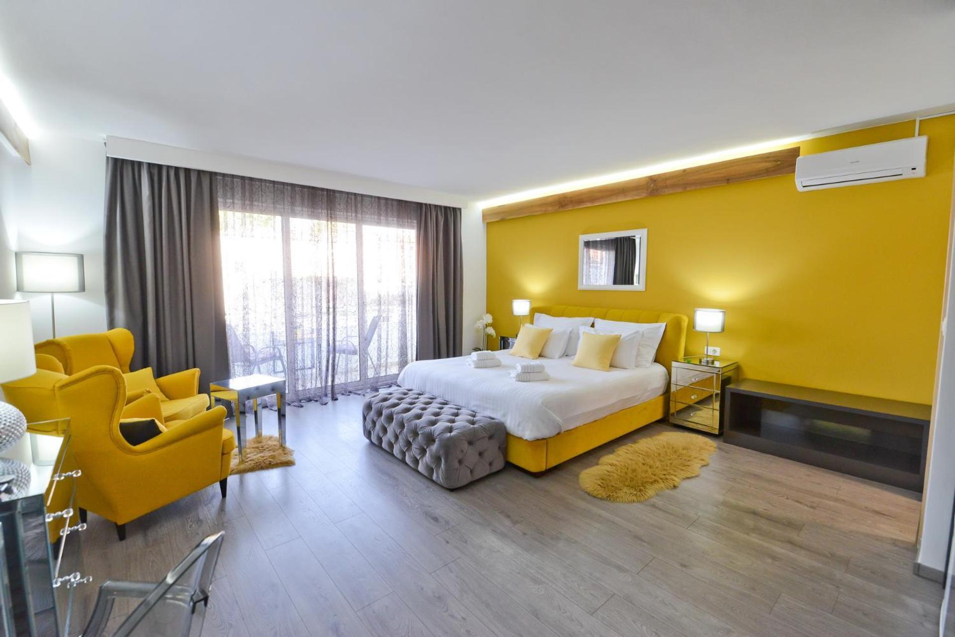 Piazza Rooms Zara Esterno foto